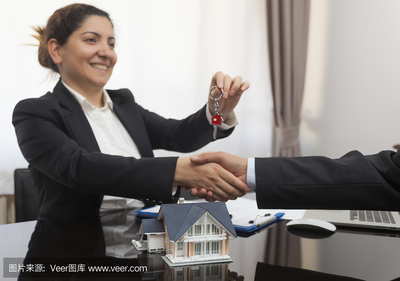 连接居住与品质 房产中介与物业服务的协同之道